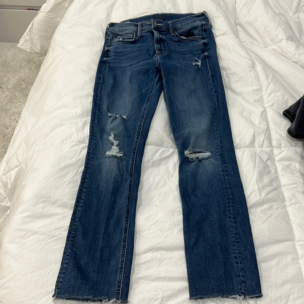 Gently used Mother Mid Rise Dazzler Ankle Fray Jeans in wash Weekend Warrior